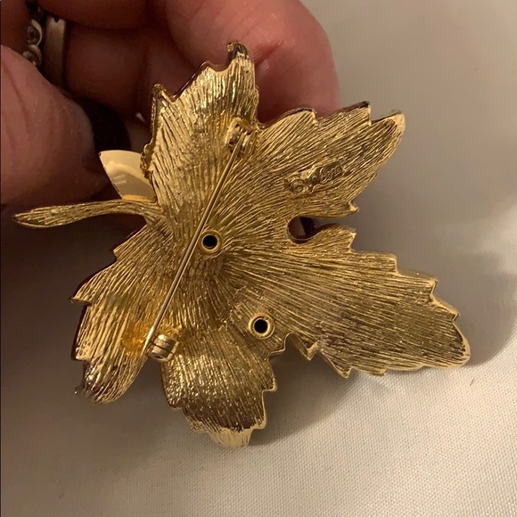 Vintage 1950’s Pin Brooch Leaf Floral Rhinestone - Picture 4 of 7